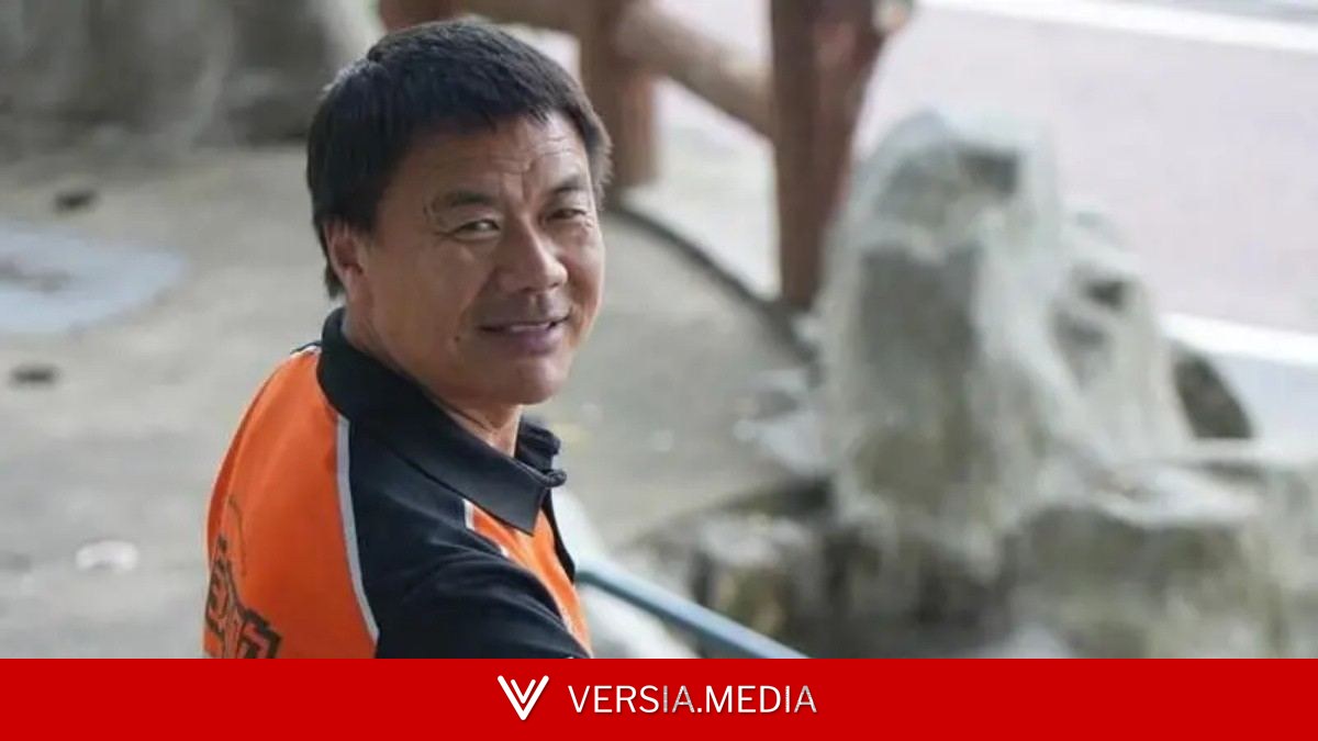Ele 'rabiscava' versos entre as entregas: o entregador de comida que ganhou um dos principais prêmios literários da China